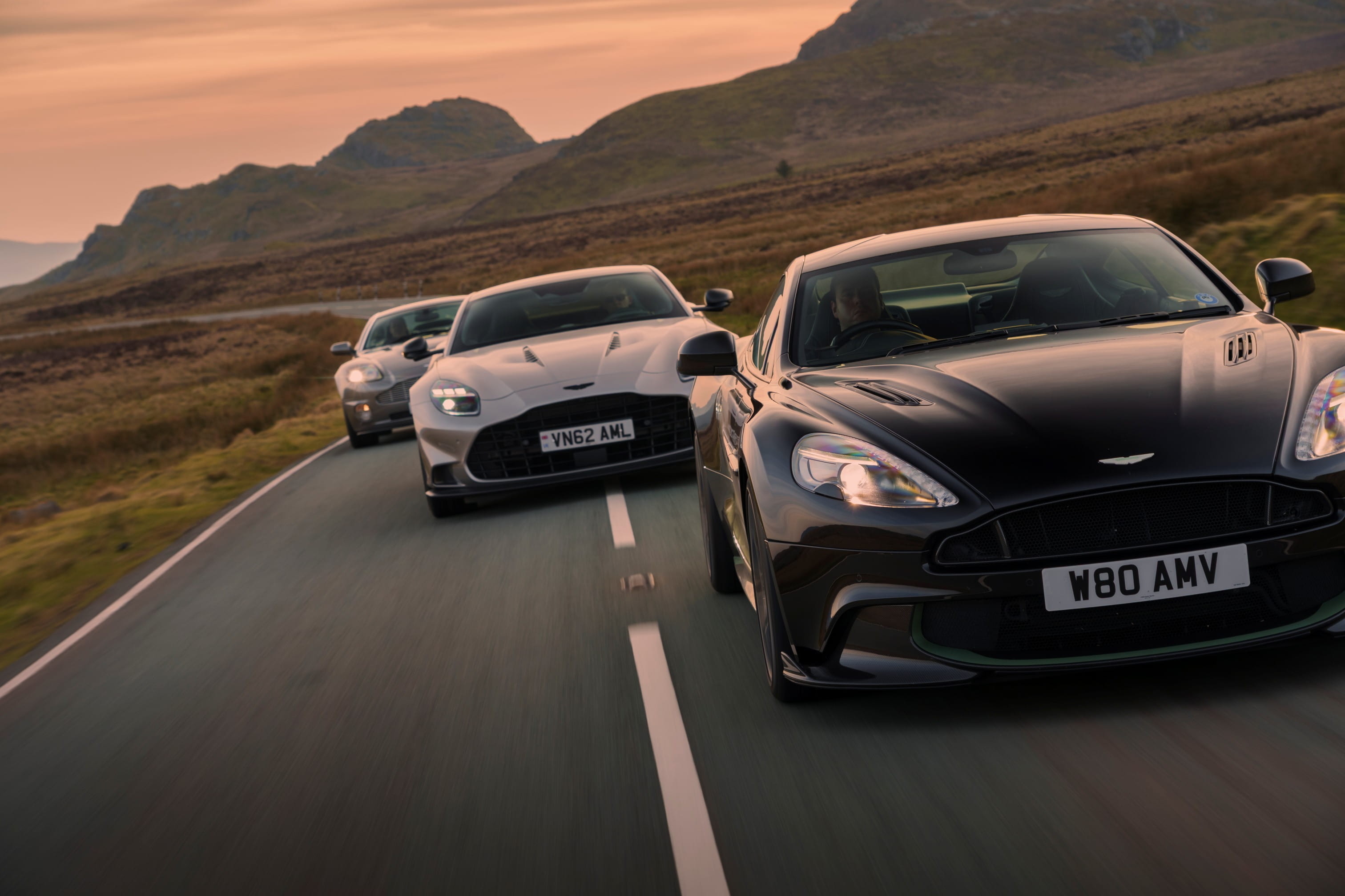 Vanquish：25载征战之路| Aston Martin | Aston Martin ZH