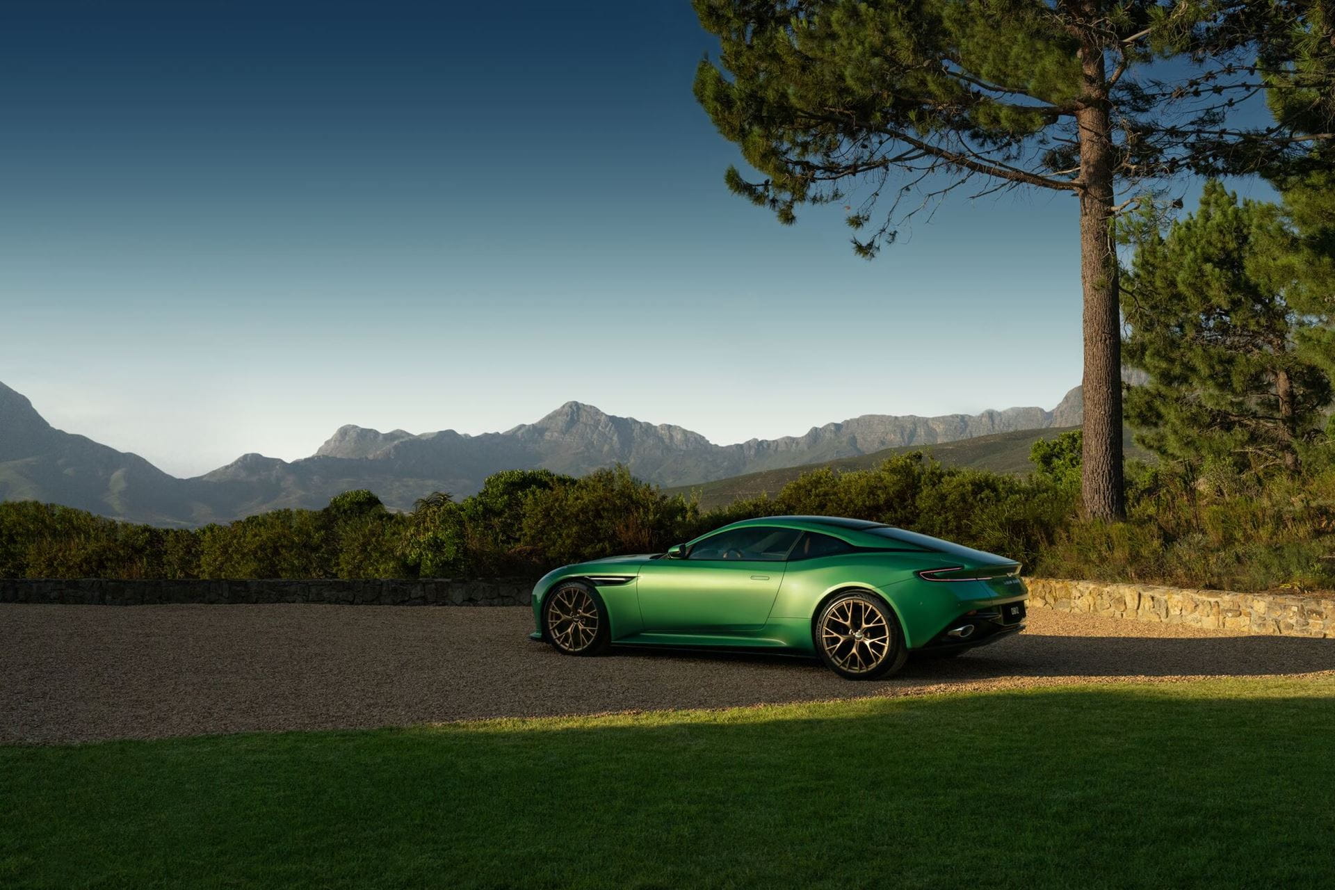 Bondholders | Aston Martin Lagonda