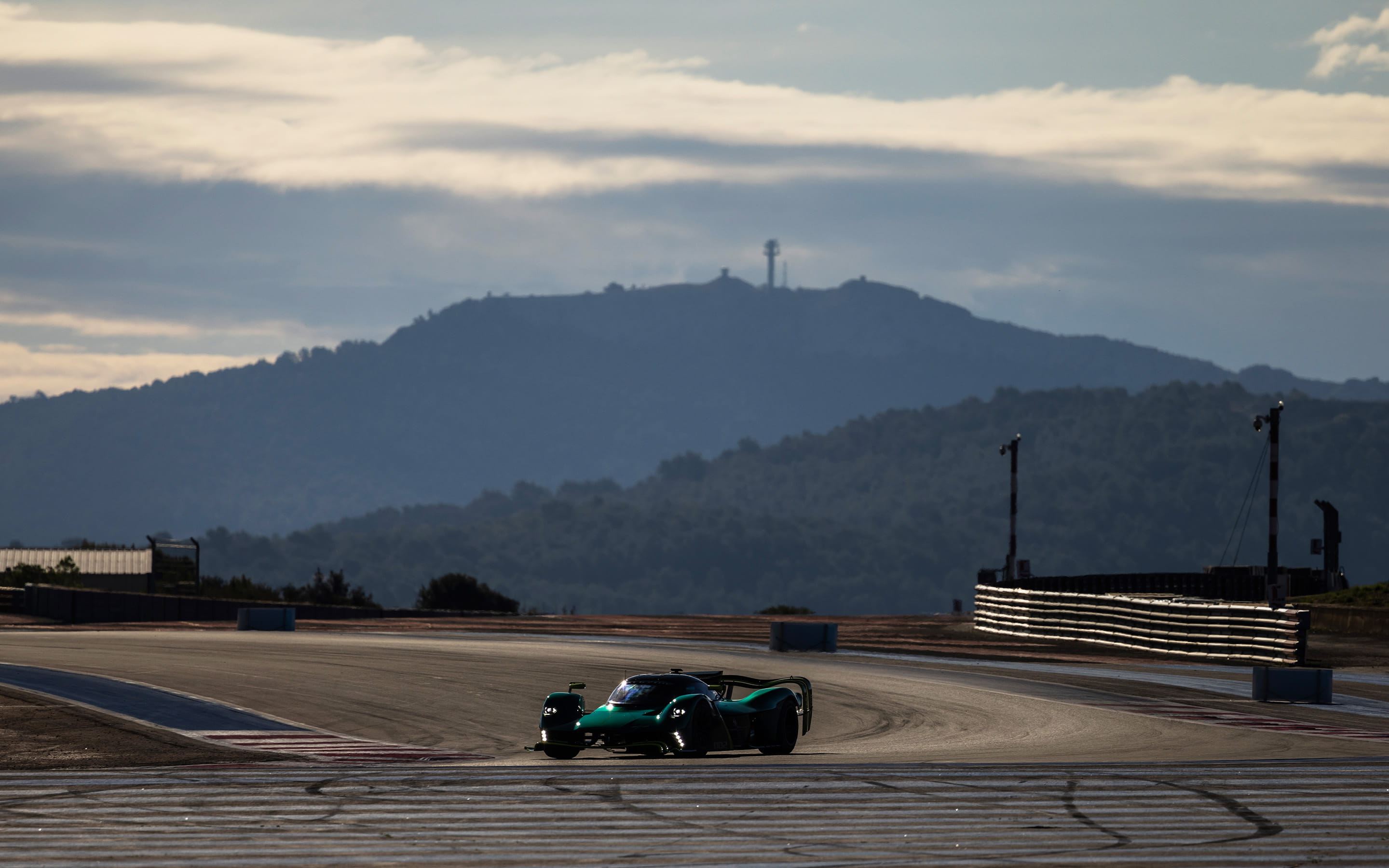 bloodline slider Image