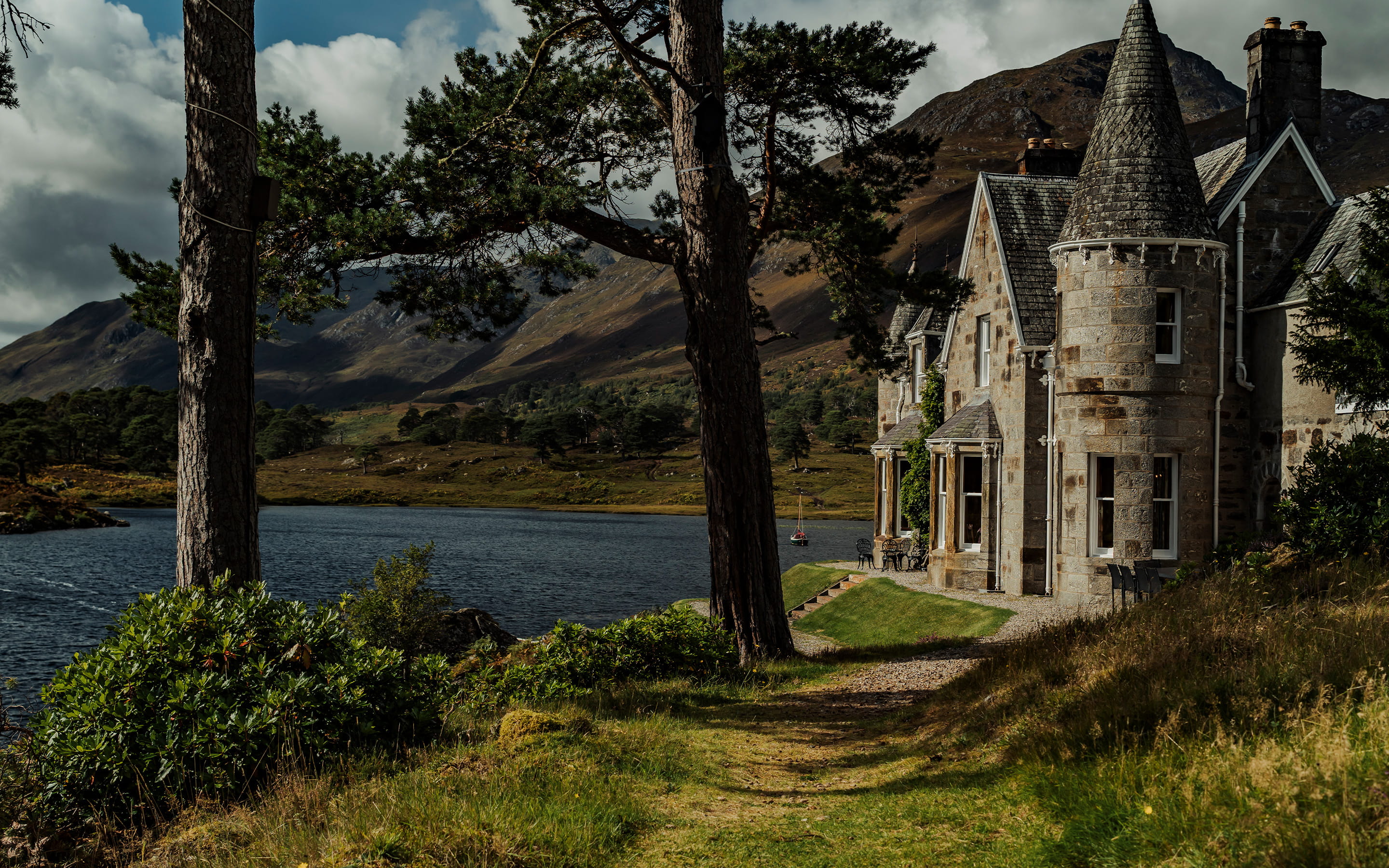 bloodline slider Image