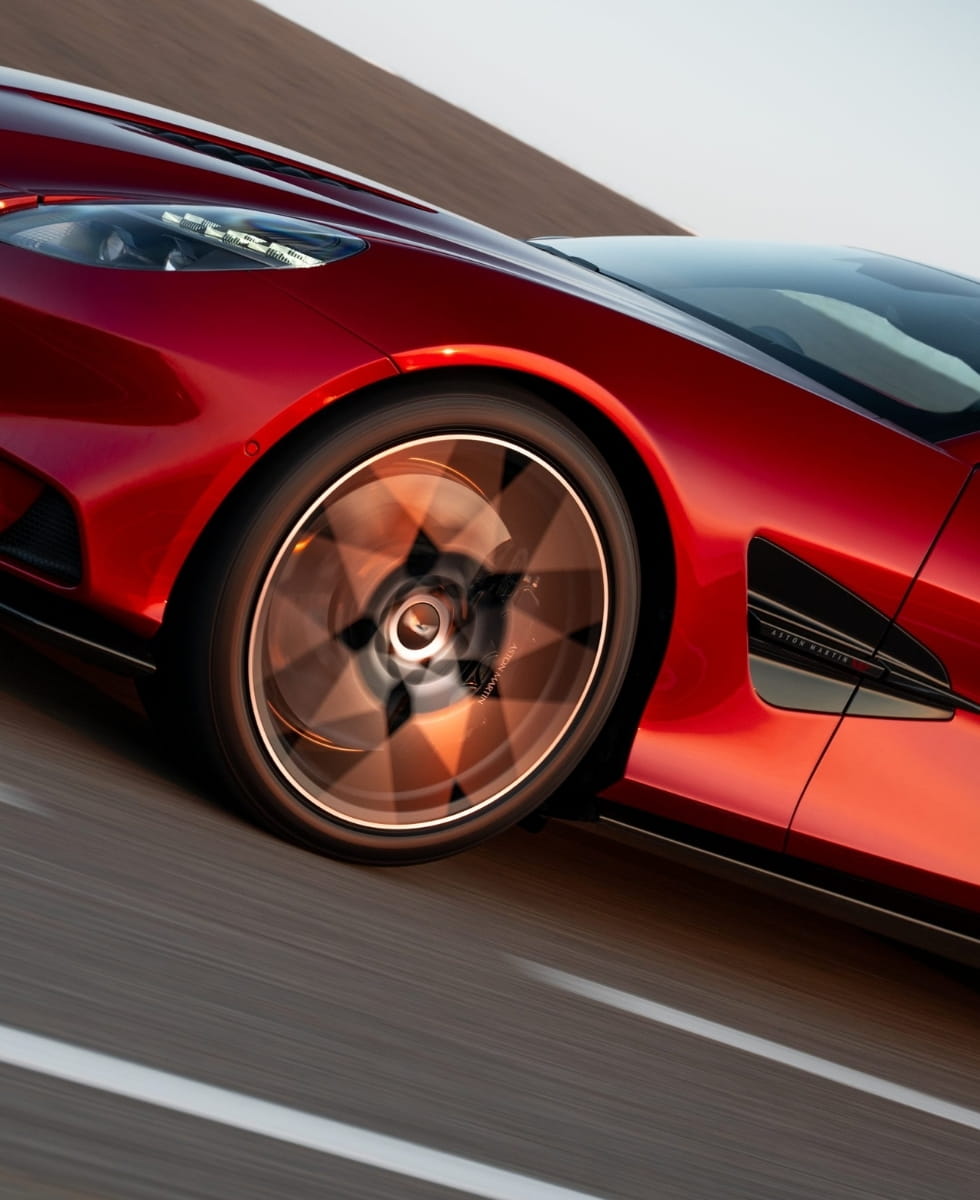 Vanquish: Super GT V12 Sports Car | Aston Martin USA