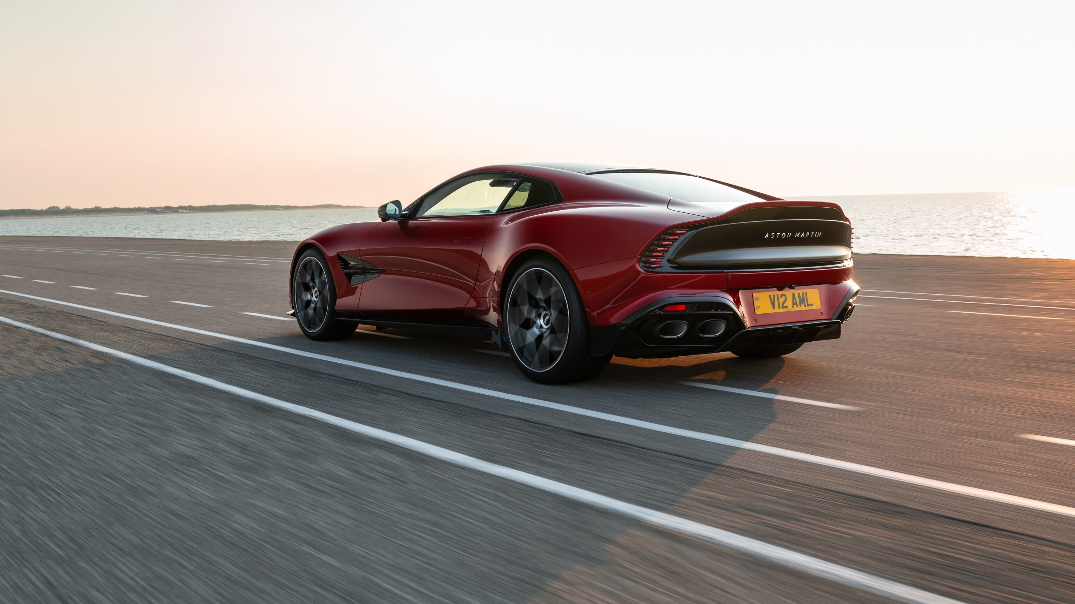Vanquish: Super GT V12 Sports Car | Aston Martin USA